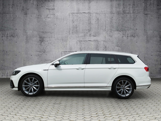 Passat Variant Business 2.0TDI DSG 4Mo R-line/AH