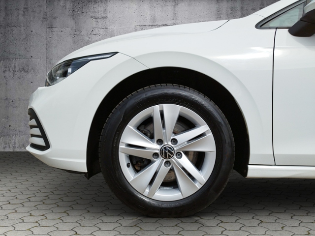 Golf VIII Variant Life 2.0TDI DSG/AHK/Navi/IQ.Li