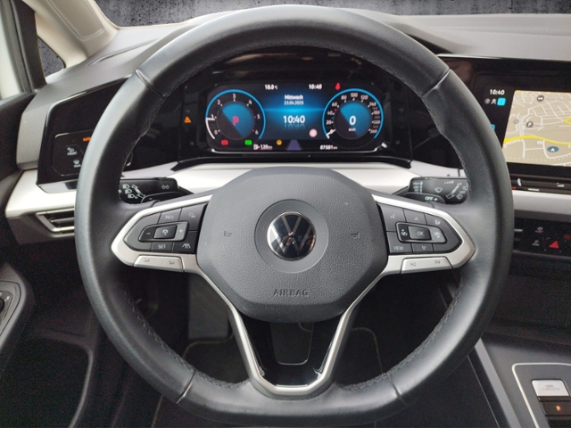Golf VIII Variant Life 2.0TDI DSG/AHK/Navi/IQ.Li