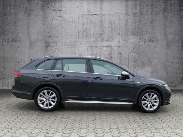 Golf VIII Variant Alltrack 2.0TDI 4M DSG Navi/AC