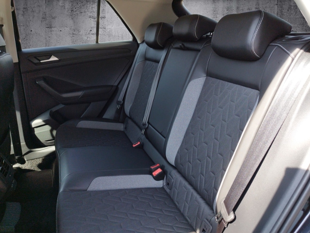 T-Roc Goal 1.5 TSI NAV/SHZ/ACC/AHK KLIMA LED NAV