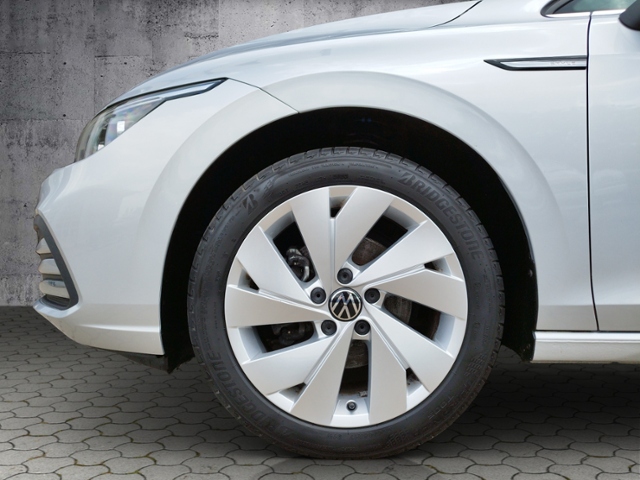 Golf VIII Style 1.5 TSI BusinessPre./L+S/NAV/SHZ