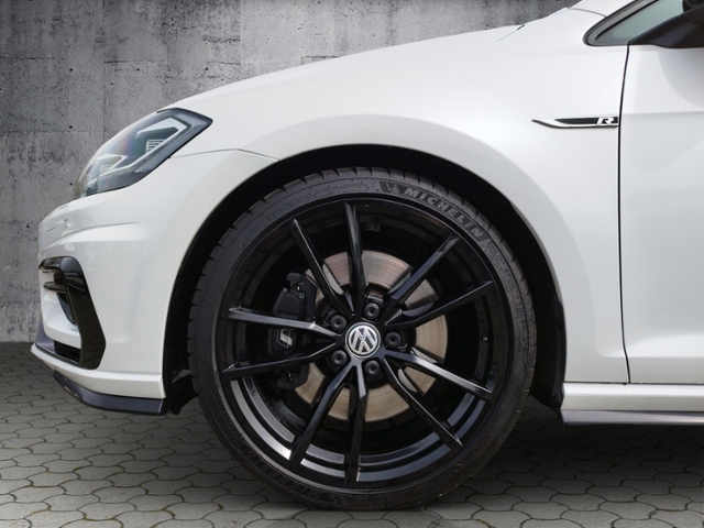 Golf VII Variant R 2.0 TSI DSG 4Motion BusinessP