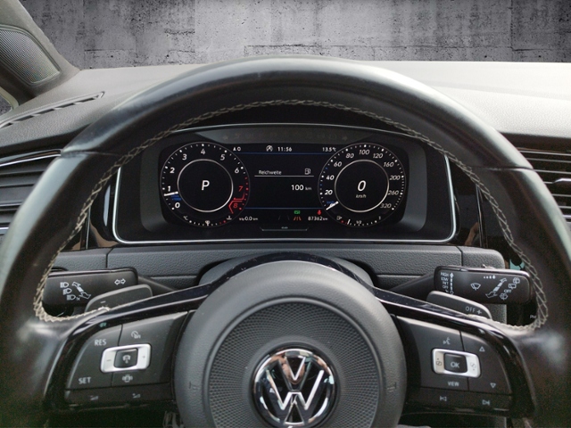 Golf VII Variant R 2.0 TSI DSG 4Motion BusinessP