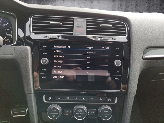 Golf VII Variant R 2.0 TSI DSG 4Motion BusinessP