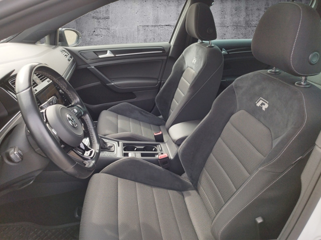 Golf VII Variant R 2.0 TSI DSG 4Motion BusinessP