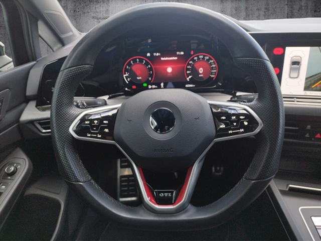 Golf VIII GTI 2.0 TSI DSG BusniessPre. NAV/SHZ K