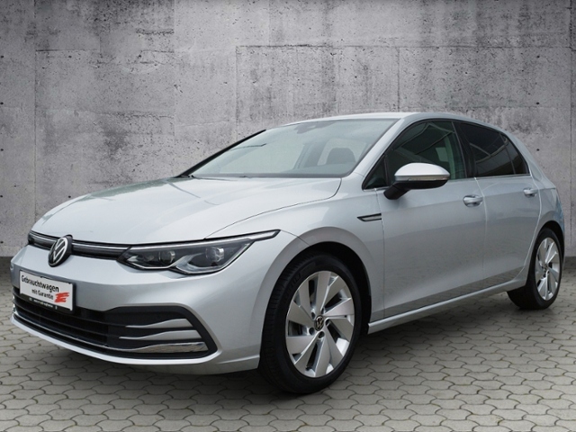 Golf VIII Style 1.5 eTSI DSG BusinessPre./NAV/SH