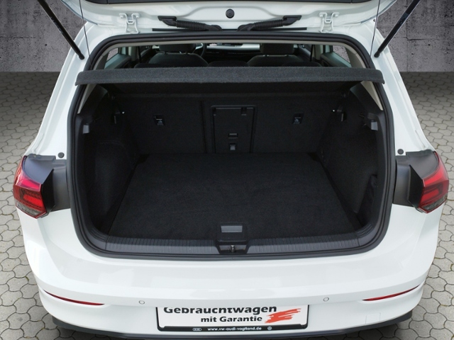Golf VIII Life 2.0 TDI BusinessPre./LED/NAV/SHZ 