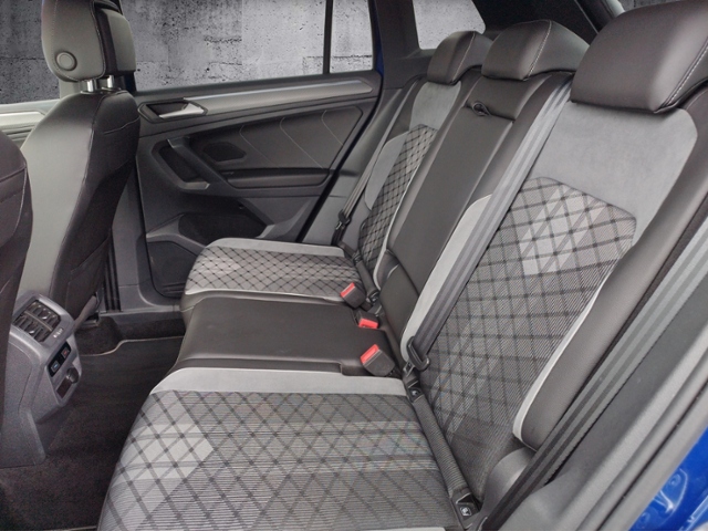 Tiguan R-Line 2.0 TDI DSG 4Motion Black/IQ-Light