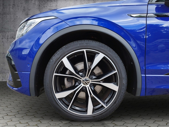 Tiguan R-Line 2.0 TDI DSG 4Motion Black/IQ-Light