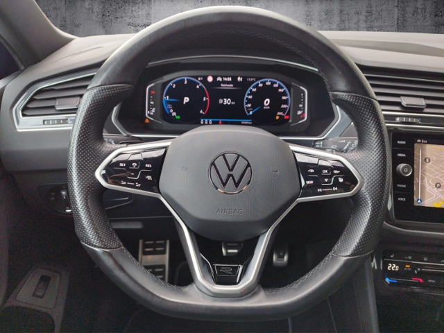 Tiguan R-Line 2.0 TDI DSG 4Motion Black/IQ-Light