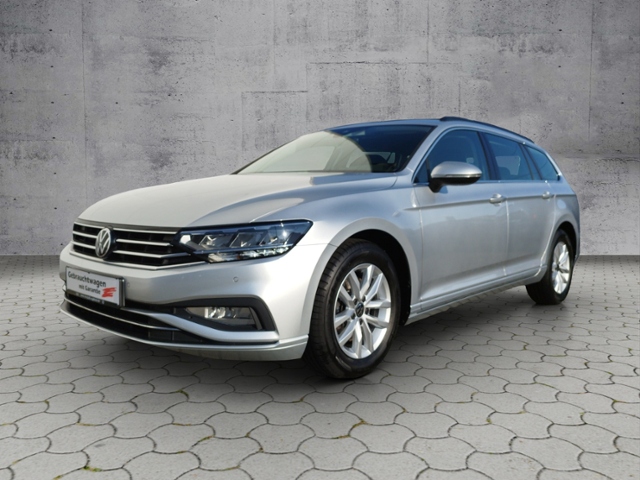 Passat Variant Business 2.0TDI DSG/NAVI/ACC/SHZ/