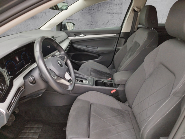 Golf VIII Variant Life 2.0 TDI DSG HUD/ACC/SHZ K