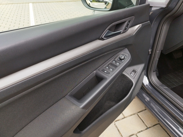 Golf VIII Variant Life 2.0 TDI DSG HUD/ACC/SHZ K