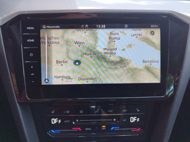 Passat Variant Business 2.0TDI DSG Navi/RFK/SHZ/