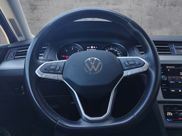 Passat Variant Basis 2.0TDI DSG Navi/RFK/SHZ/Car