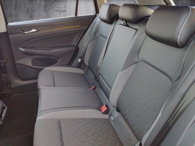 Golf VIII Variant Goal 1.5eTSI DSG/AHK/IQ.Light/