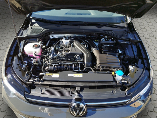 Golf VIII Variant Goal 1.5eTSI DSG/AHK/IQ.Light/