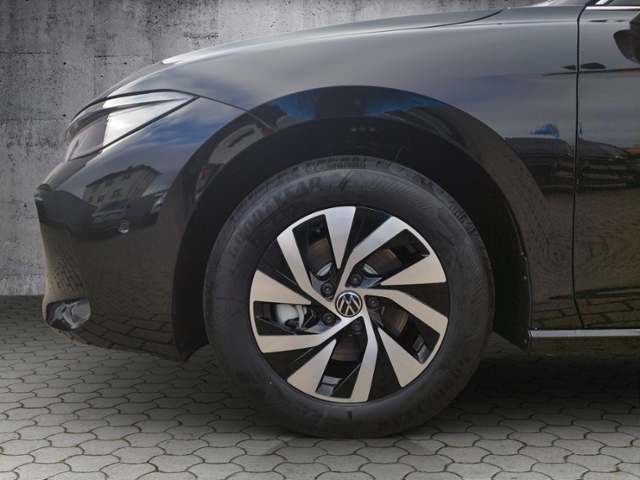 Passat Variant Business 2.0TDI DSG/AHK/Traileras