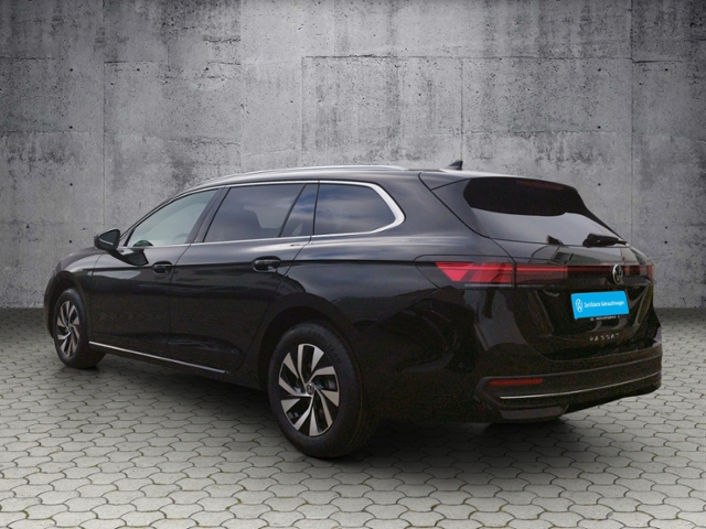 Passat Variant Business 2.0TDI DSG/AHK/Traileras