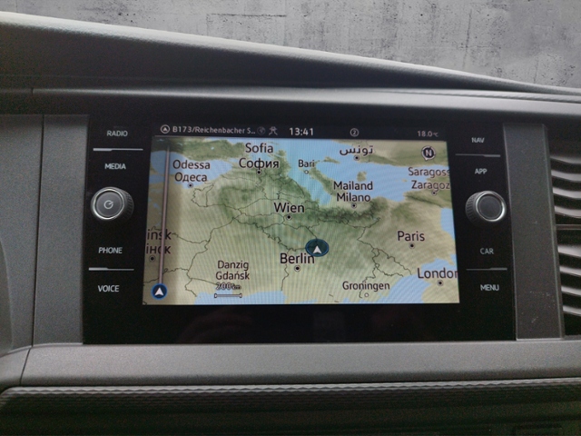 T6.1 Kombi lang 2.0 TDI NAV/9-Sitzer/AHK KLIMA N