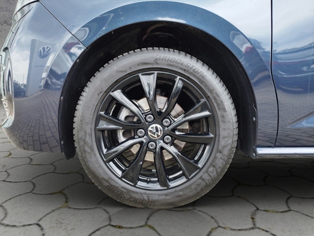 Multivan T7 Life 2.0 TDI DSG NAV/MATRIX/HUD KLIM