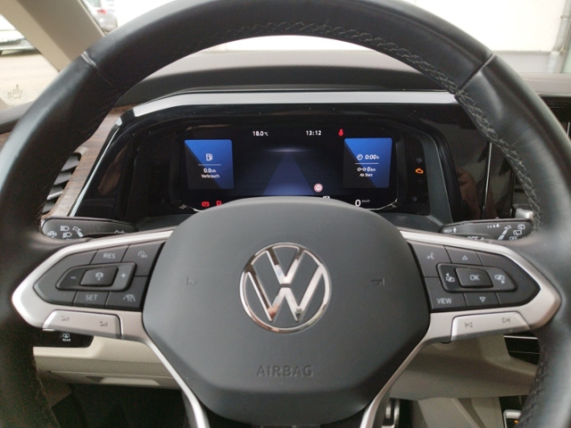 Multivan T7 Style 2.0 TDI DSG Travel/STH/NAV KLI