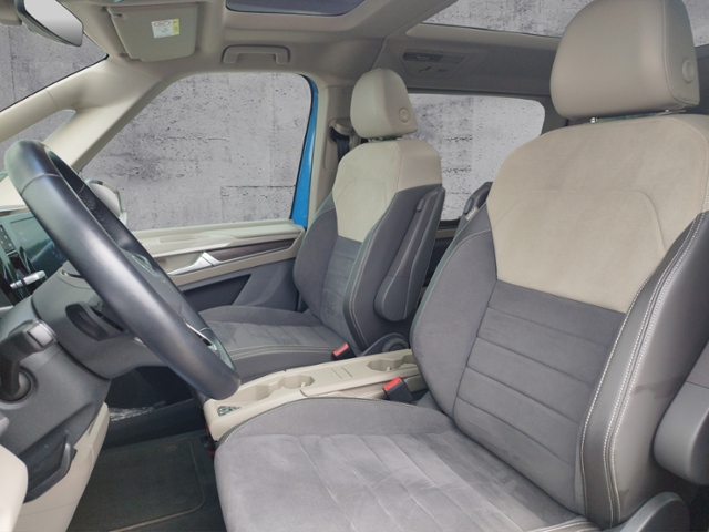 Multivan T7 Style 2.0 TDI DSG Travel/STH/NAV KLI