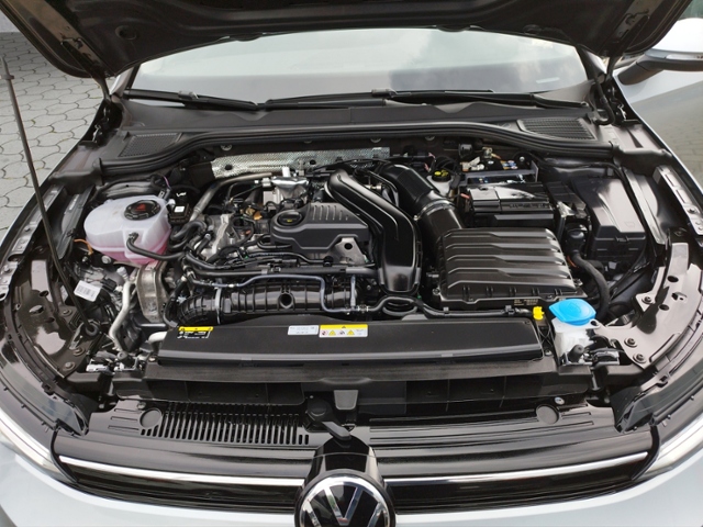 Golf VIII 1.5 TSI Winterpaket/SHZ/ACC KLIMA LED