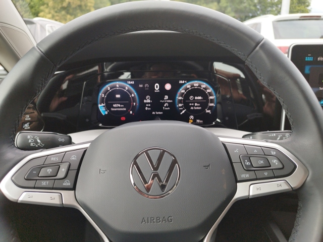 Golf VIII 1.5 TSI Winterpaket/SHZ/ACC KLIMA LED