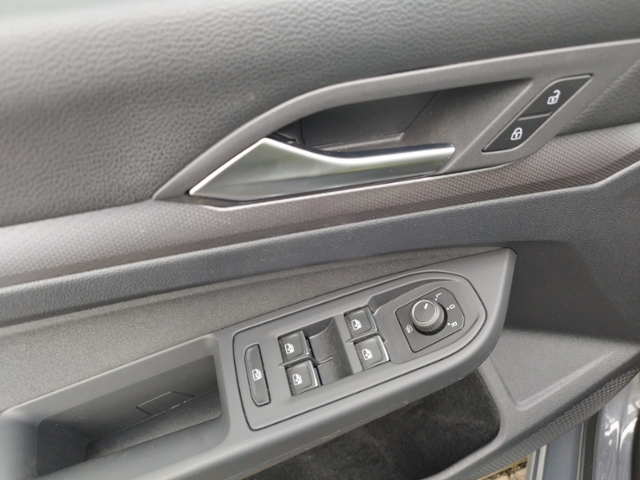 Golf VIII Active 1.5eTSI DSG/NAV/3ZK/LED+/SHZ/Ca