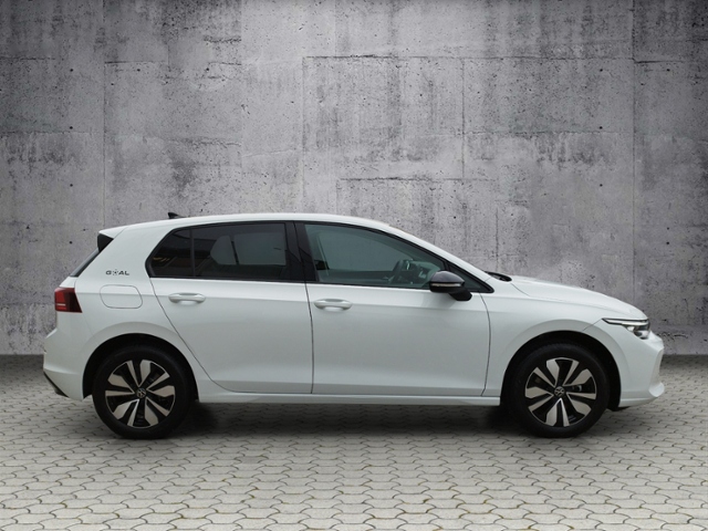 Golf VIII Goal 1.5eTSI DSG LED+/Travel/Side/SHZ