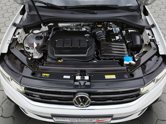 Tiguan R-Line 2.0TDI 4M DSG Matrix/Pano/HUD/Blac