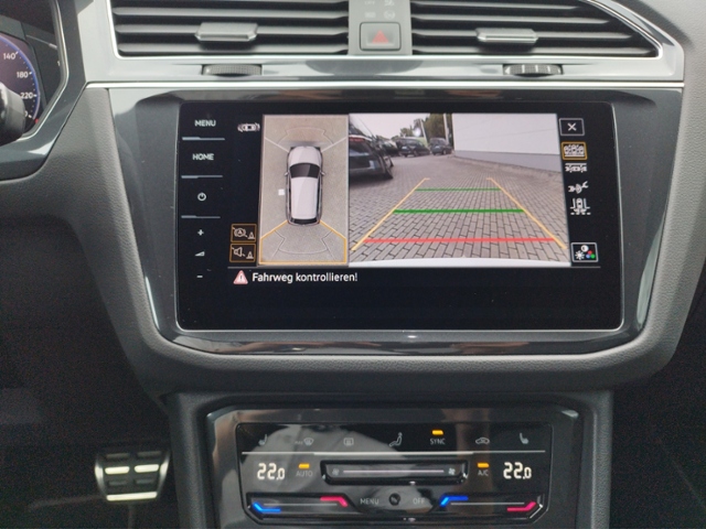 Tiguan R-Line 2.0TDI 4M DSG Matrix/Pano/HUD/Blac