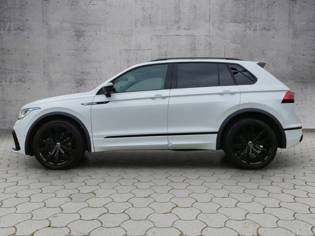 Tiguan R-Line 2.0TDI 4M DSG Matrix/Pano/HUD/Blac