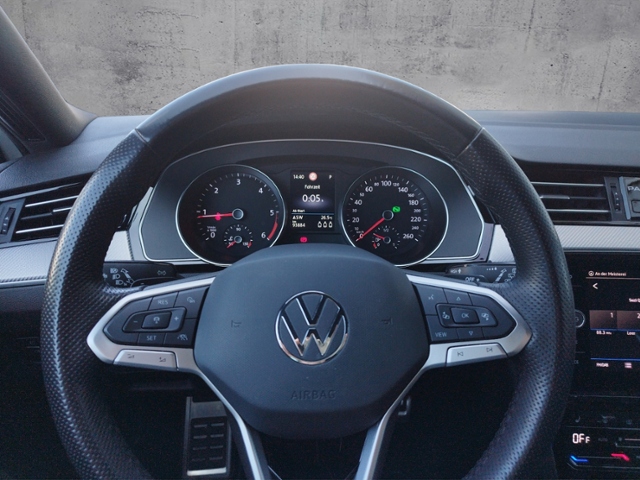 Passat Variant Elegance 2.0 TDI DSG BusinessPrem
