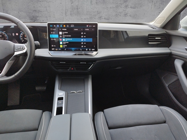 Passat Variant Business 1.5 eTSI DSG IQ.Drive KL
