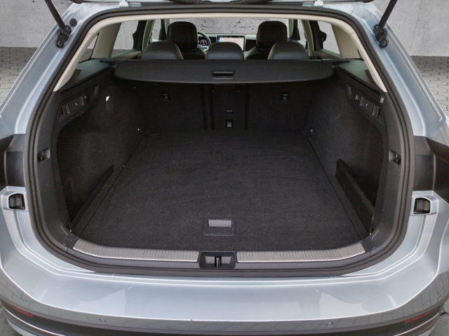 Passat Variant Business 1.5 eTSI DSG IQ.Drive KL