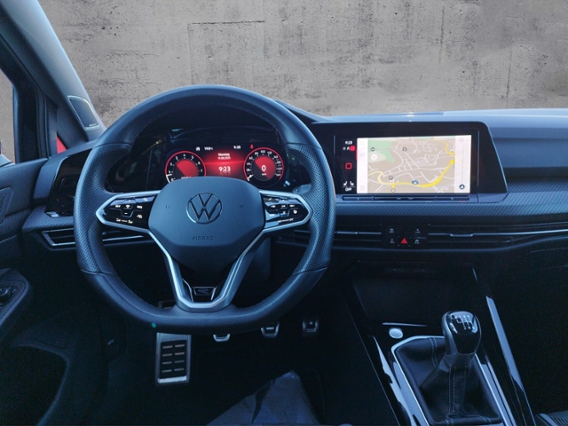 Golf VIII R-Line 1.5 TSI NAV/Park/BusinessP. KLI