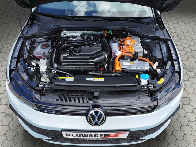 Golf VIII GTE 1.5 TSI eHybrid DSG Black/IQ.LIGHT