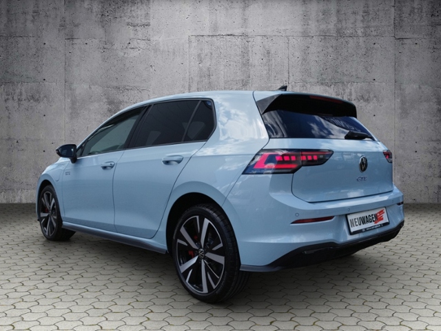 Golf VIII GTE 1.5 TSI eHybrid DSG Black/IQ.LIGHT
