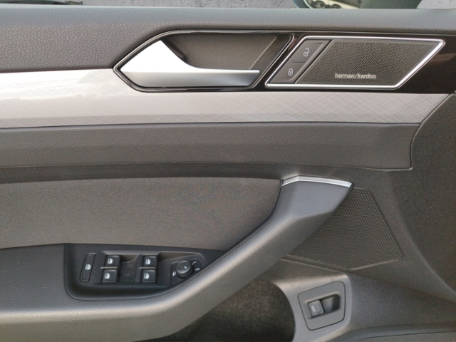 Passat Variant Business 2.0 TDI DSG HUD/NAV KLIM