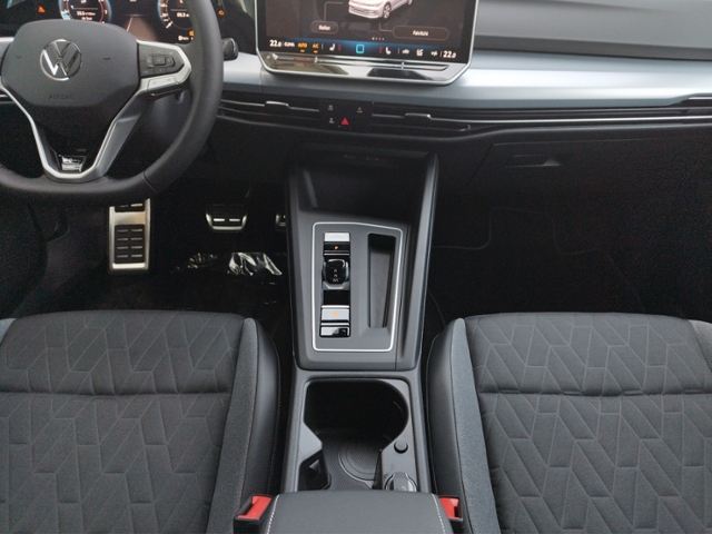 Golf VIII Goal 1.5 eTSI DSG 3-Zonen/SHZ/Travel K