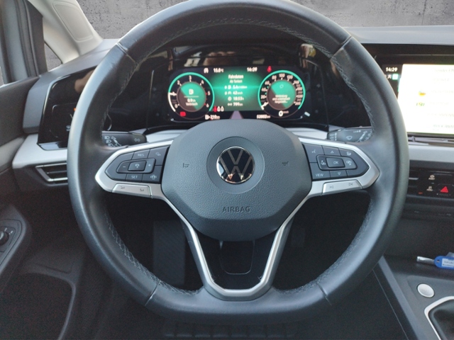 Golf VIII Life 2.0 TDI AHK/SHZ KLIMA LED ALU