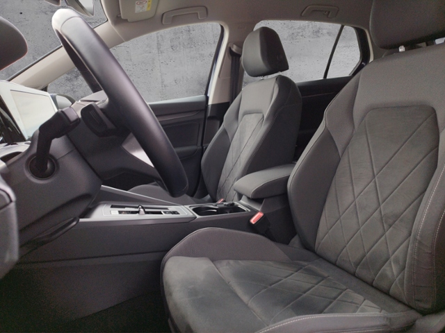 Golf VIII Style 1.5 eTSI DSG BusinessPrem. KLIMA