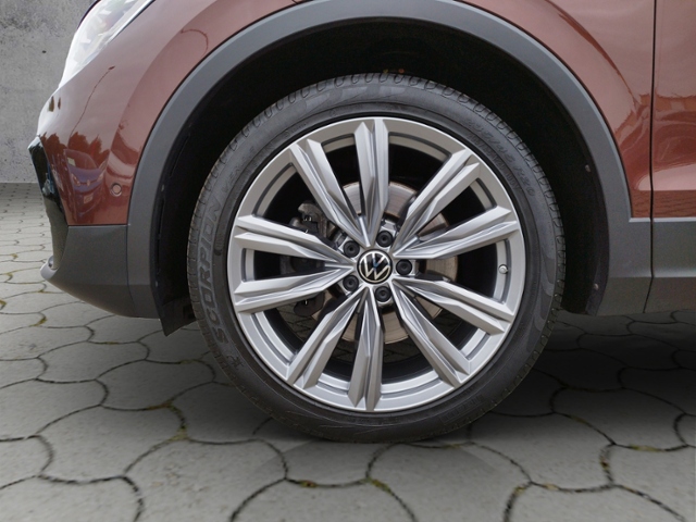 Tiguan Elegance 2.0 TDI 4Motion DSG KLIMA LED NA