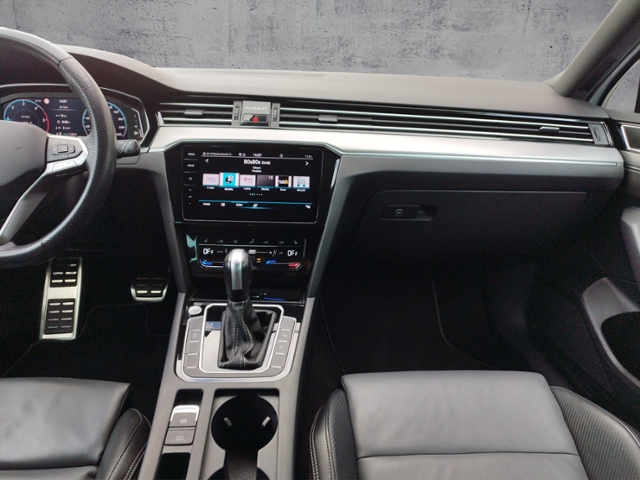 Passat Variant Elegance 2.0 TDI 4M DSG R-Line Al