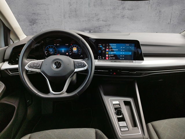 Golf VIII Life 1.0 eTSI DSG IQ.DRIVE/NAV/SHZ KLI