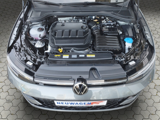 Passat Variant R-line 2.0TDI 4Mo AHK/Standh/Blac